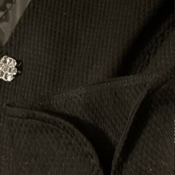 Sag Harbor Size 12 Stretch Black Blazer Jacket Padded Shoulder Flower Buttons - Picture 5 of 10